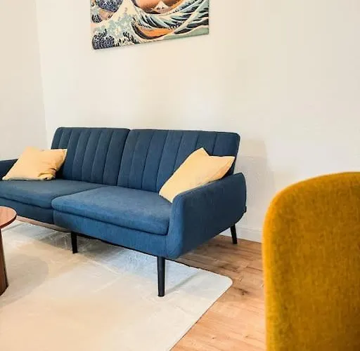 City-apartment - Private Parking شقة إنغولشتات