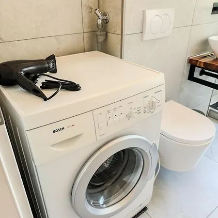 Apartment City-apartment - Private Parking *